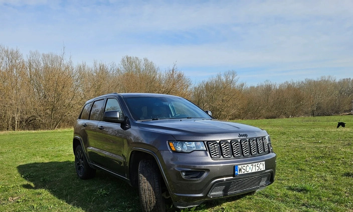 Jeep Grand Cherokee cena 134000 przebieg: 32700, rok produkcji 2020 z Warszawa małe 56